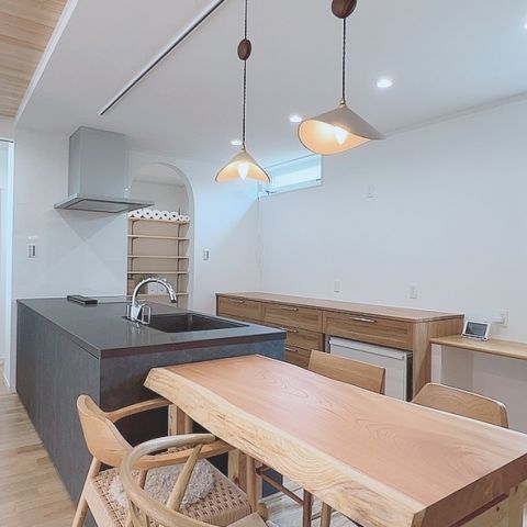 家族の幸せを育む自然素材住宅 画像